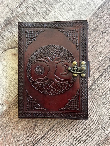 Sun moon burgundy - sun-moon, handcrafted