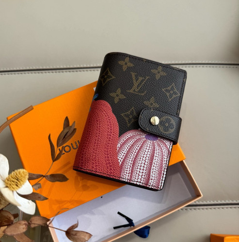 Louis monogram refillable - monogram,